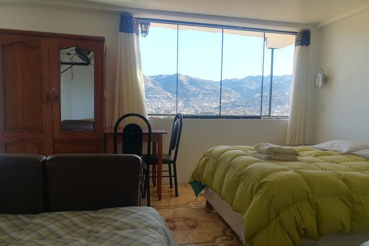 Caja de seguridad en la habitación, escritorio y wifi gratis