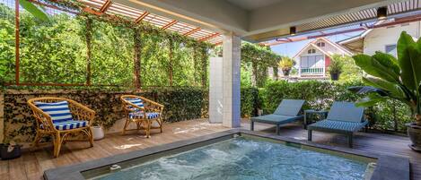 Alberca al aire libre