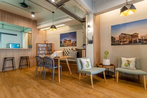 Interior - Aonang Guesthouse (Krabi)
