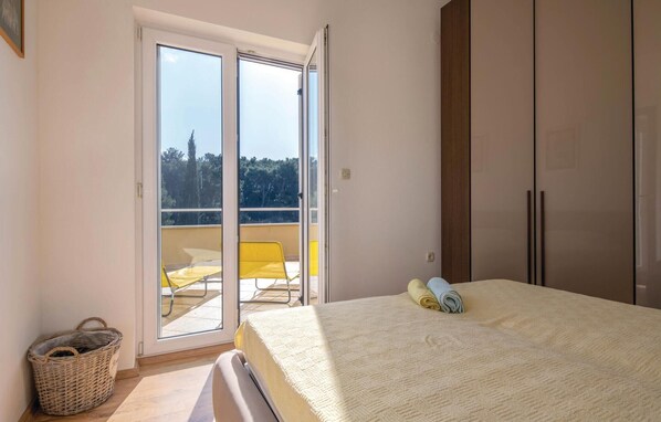 2 quartos, Wi-Fi de cortesia, roupa de cama