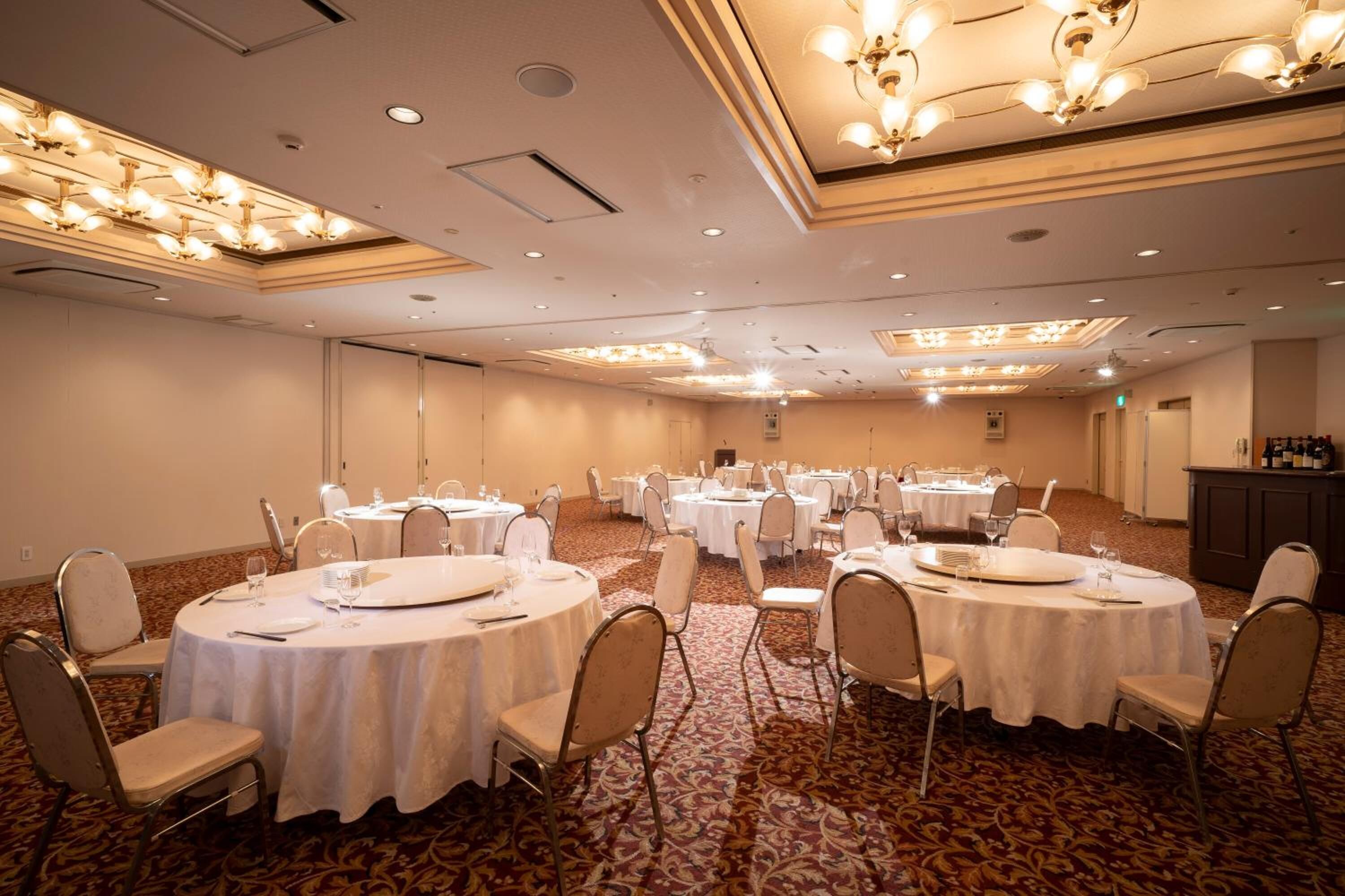 Banquet hall