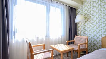 Desk, iron/ironing board, free WiFi, bed sheets