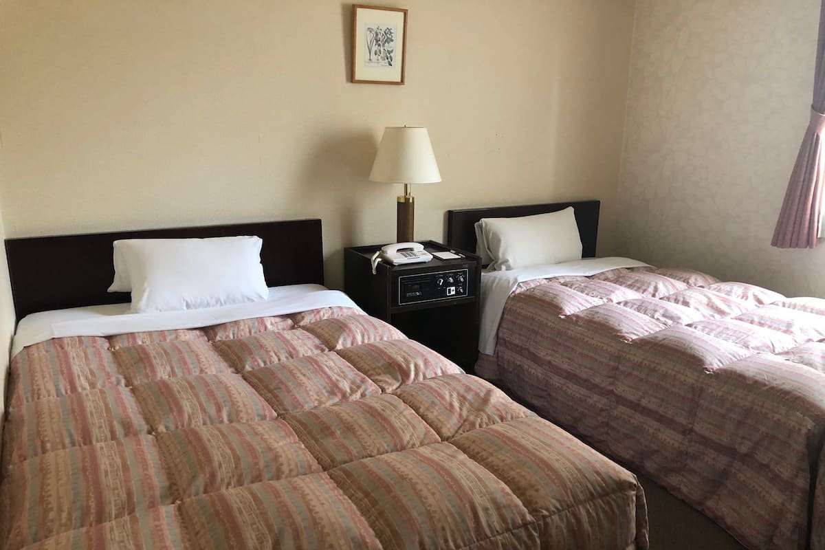 Blackout curtains, soundproofing, iron/ironing board, free WiFi