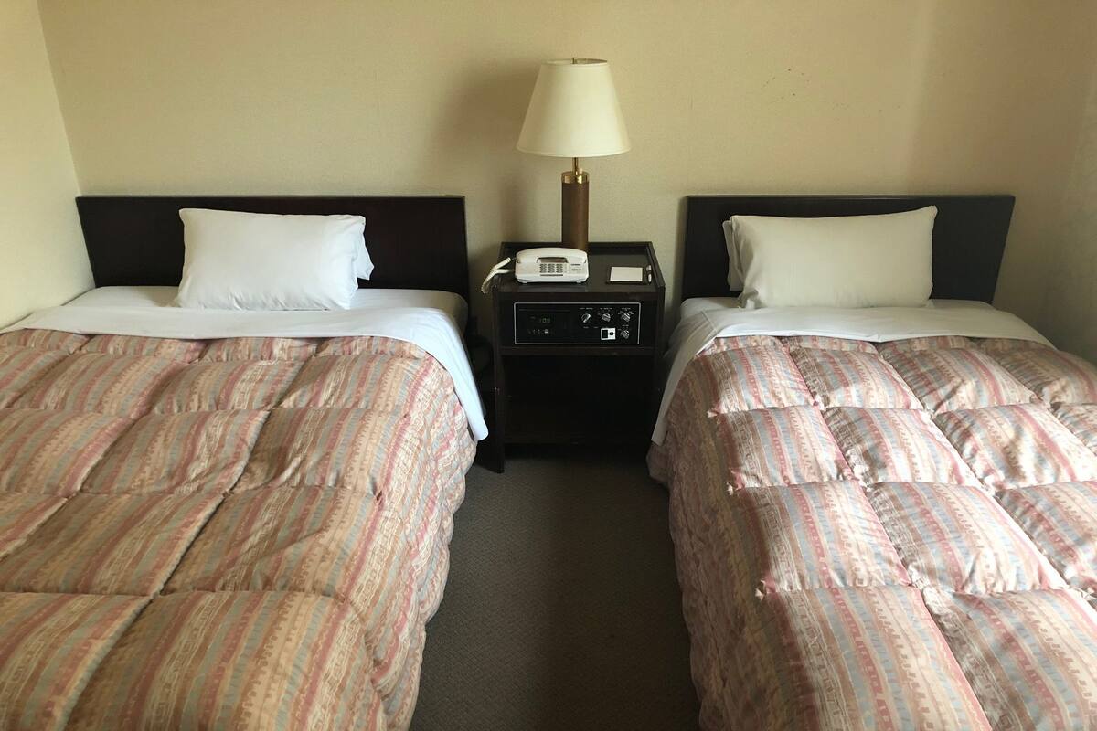 Cortinas opacas y sistema de insonorización