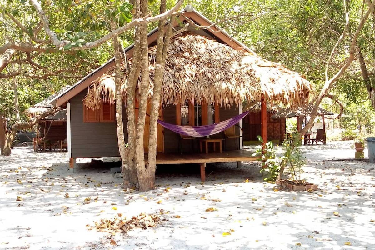 Cozy Hut | Bed sheets