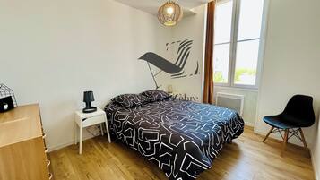 1 chambre, fer et planche Ă repasser, Wi-Fi, draps fournis