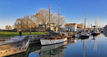 L'AUTHENTIQUE 3 En centre-ville face aux Thermes