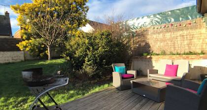 Haus für 9 + Terrasse und Garten, Granville