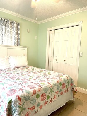 2 Schlafzimmer, Bügeleisen/Bügelbrett, kostenloses WLAN, Bettwäsche