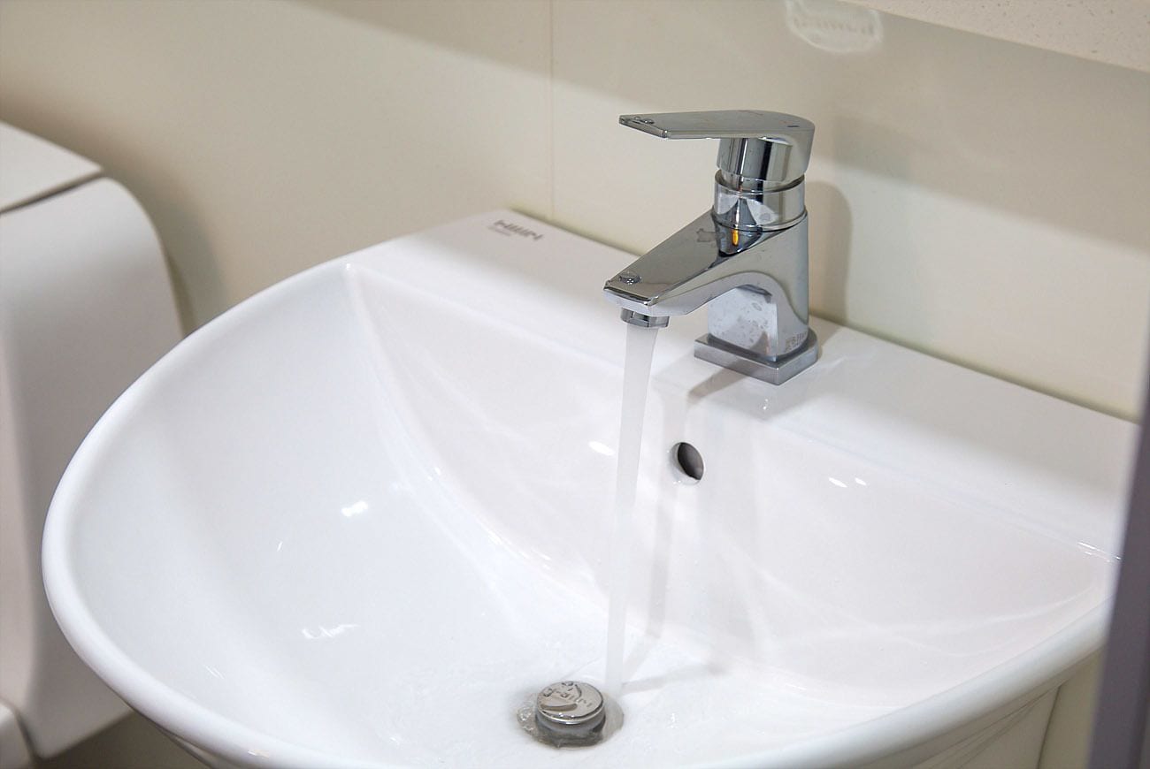 double room (residence double) | bathroom sink