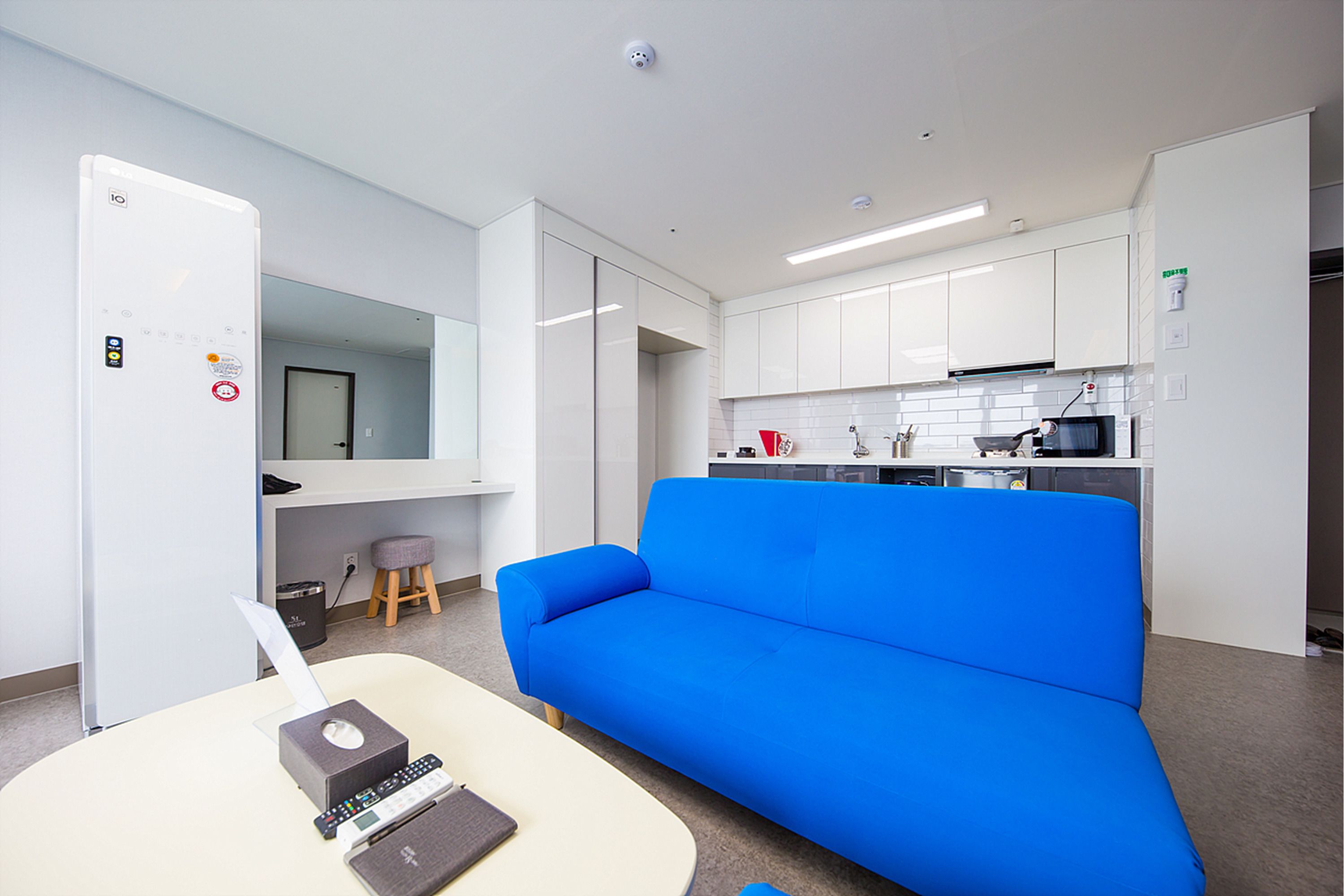 twin room (residence) | room amenity