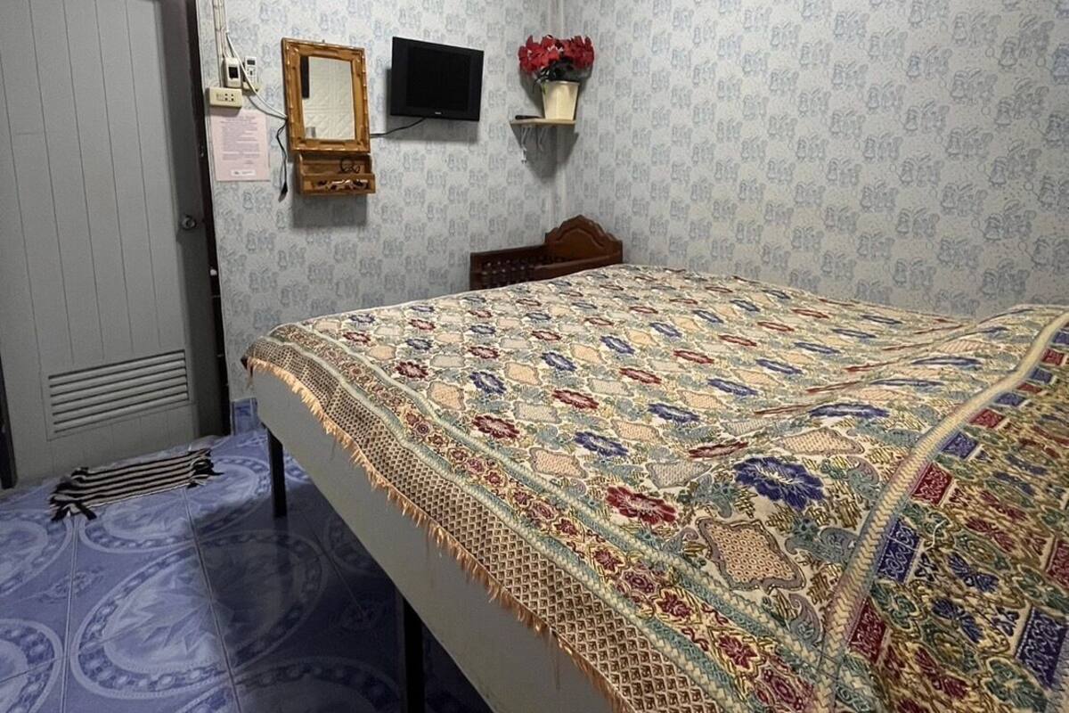 Standard Double Room | WiFi (free)