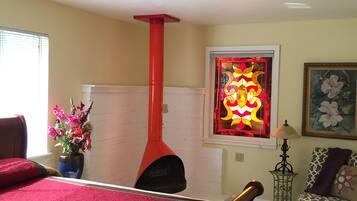 3 bedrooms, desk, free WiFi, bed sheets