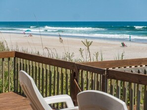On the beach - Costic | Oceanfront in Topsail Beach! (Topsail Beach)
