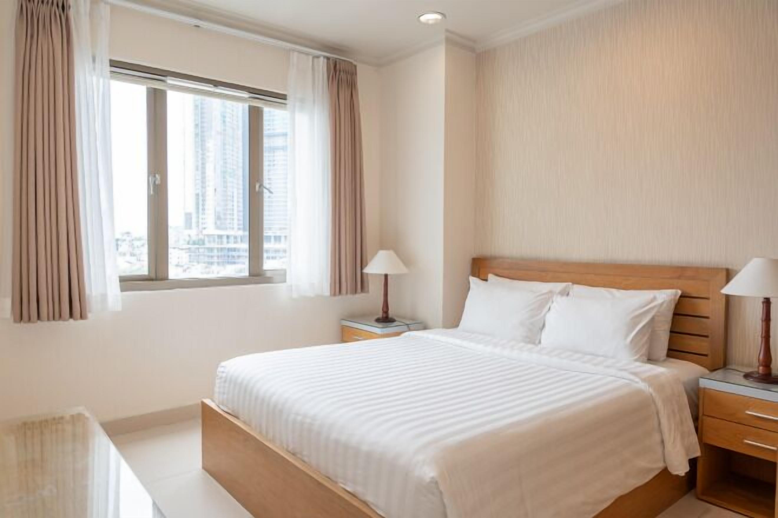 1 bedroom, in-room safe, desk, iron/ironing board