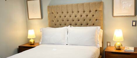 Standard Apartment, 1 Bedroom | 1 bedroom, premium bedding, iron/ironing board, bed sheets