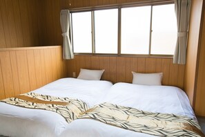 House | 3 bedrooms, down comforters, desk, free WiFi - NISHI Kyoto (Kyoto)