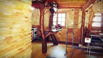 Exclusive Cabin | In-room dining