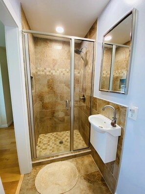 House, 2 Bedrooms | Bathroom | Bathtub, towels - Serenity Now 3 Bedroom Home by RedAwning (Supply)