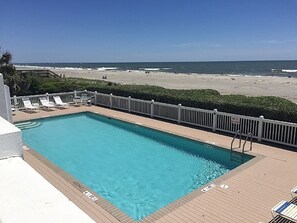 House, 4 Bedrooms | Pool