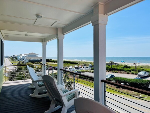 House, 4 Bedrooms | Property grounds