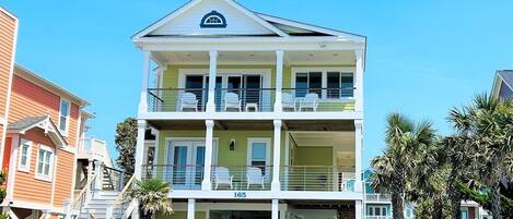 House, 4 Bedrooms | Exterior