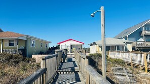 House, 2 Bedrooms | Exterior