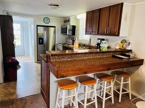 House, 2 Bedrooms | Private kitchen | Fridge, oven, coffee/tea maker, toaster