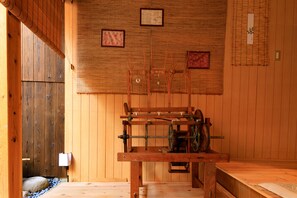 Interior detail - K-style (Kyoto)