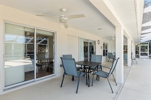 House, 3 Bedrooms | Outdoor dining