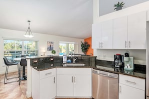 House, 3 Bedrooms | Private kitchen | Coffee/tea maker, fridge, microwave, oven - North Timucuan Trail 1208 3 Bedroom Villa by RedAwning (Inverness)
