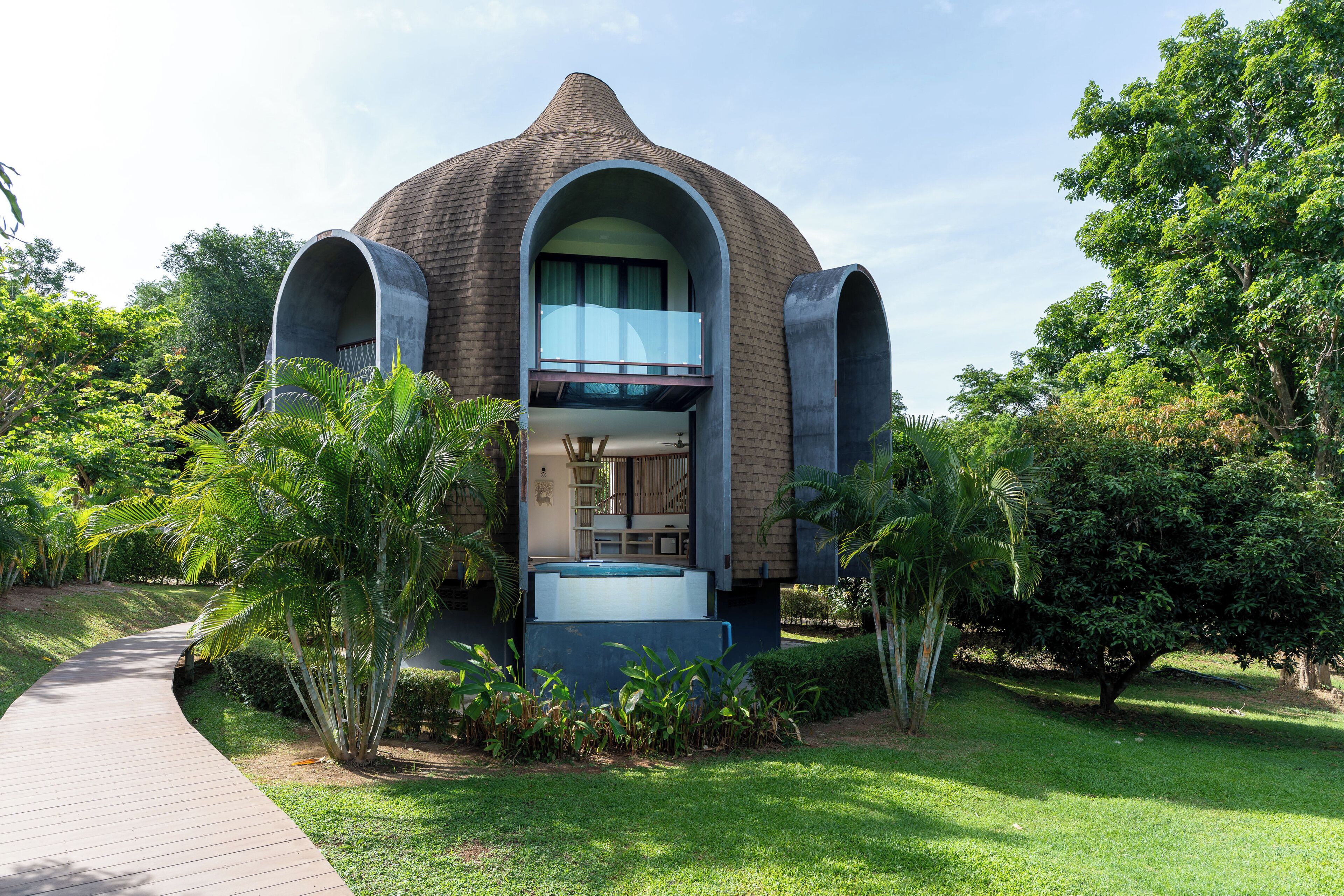 Suite Pool Villa | Minibar con artículos gratuitos, caja fuerte, escritorio y wifi gratis