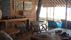 Villa (Bamboo House) | Oppholdsrom