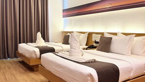 Suite – executive | Safe på rommet, skrivebord, wi-fi (inkludert) og sengetøy
