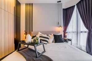 Kaupunkihuoneisto, 2 keskisuurta parisänkyä | 1 makuuhuone, työpöytä, silitysrauta/-lauta, lisävuoteet