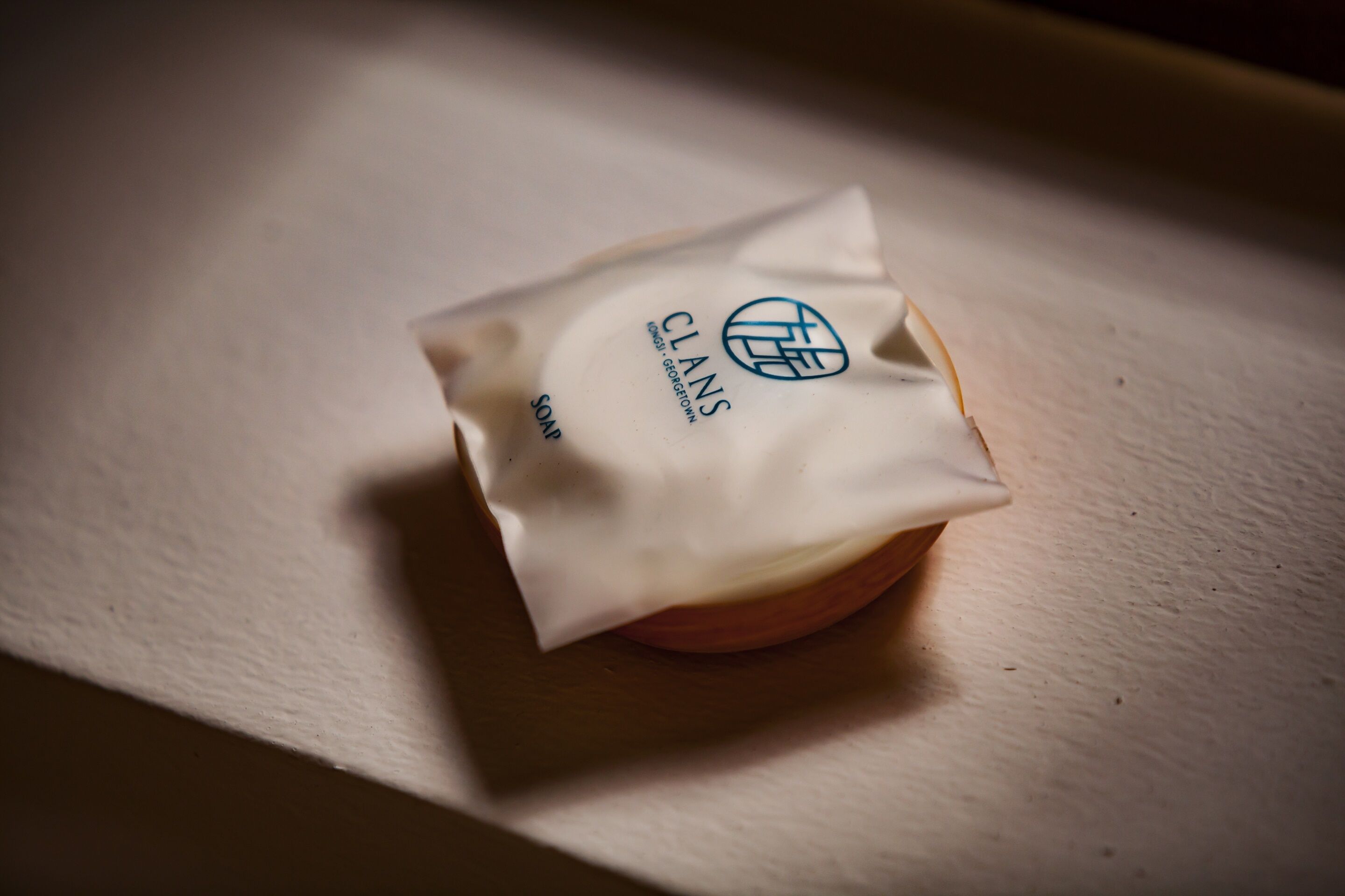 shower, rainfall showerhead, free toiletries, hair dryer