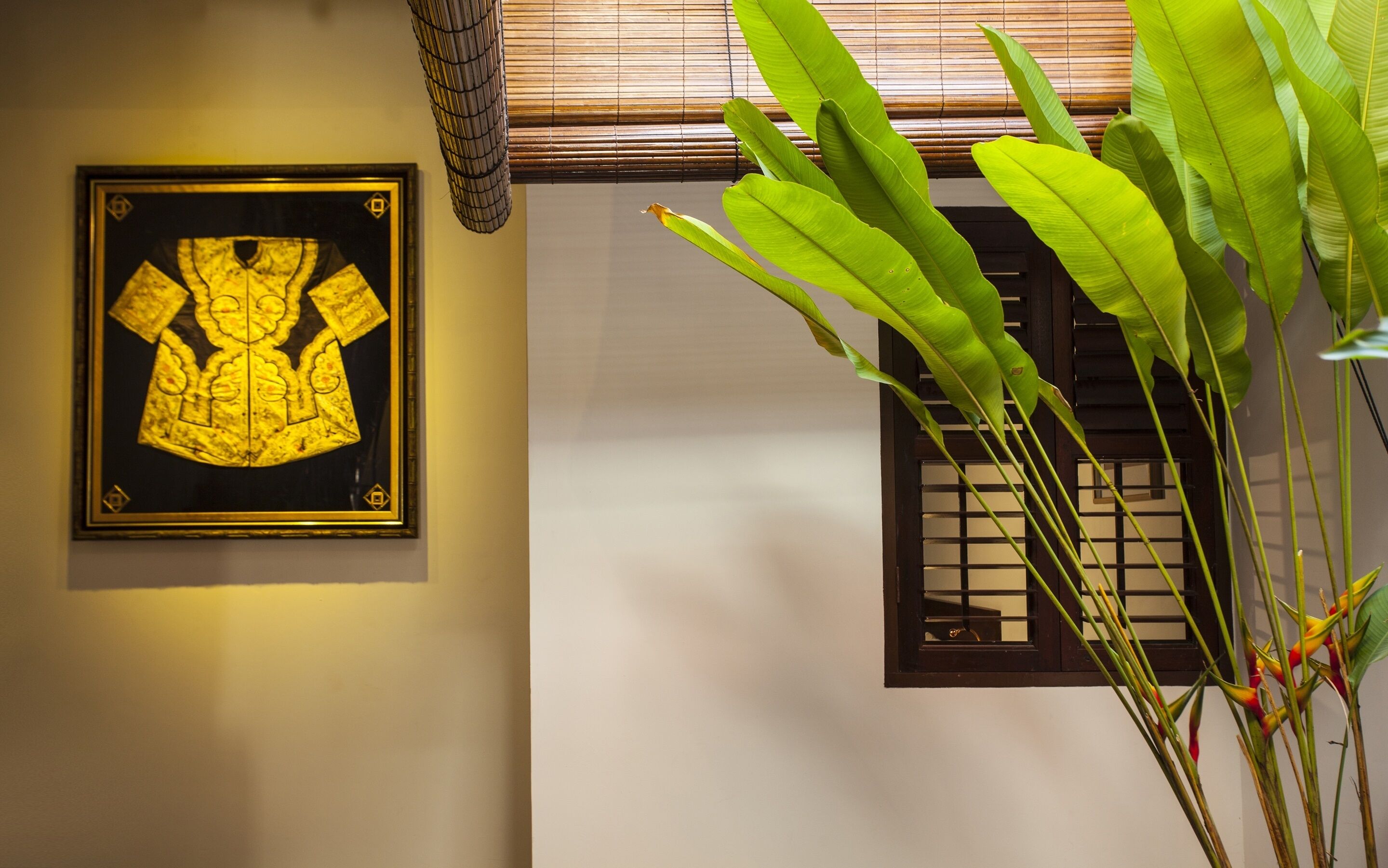 courtyard room | in-room safe, individually decorated, individually furnished