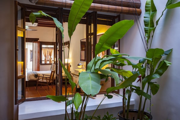 Cannon Suite | In-room safe, individually decorated, individually furnished - Clans Kongsi Georgetown (George Town)