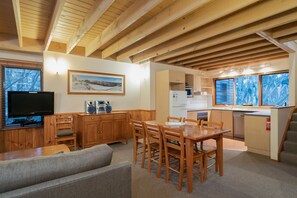 Living area - Hotham Sun Apartments (Hotham Heights)