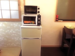 House | In-room dining