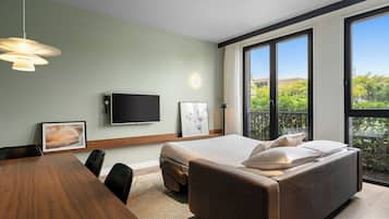 Urban Triple Room | Safe på rommet, skrivebord, skrivebord for bærbar PC og lydisolert