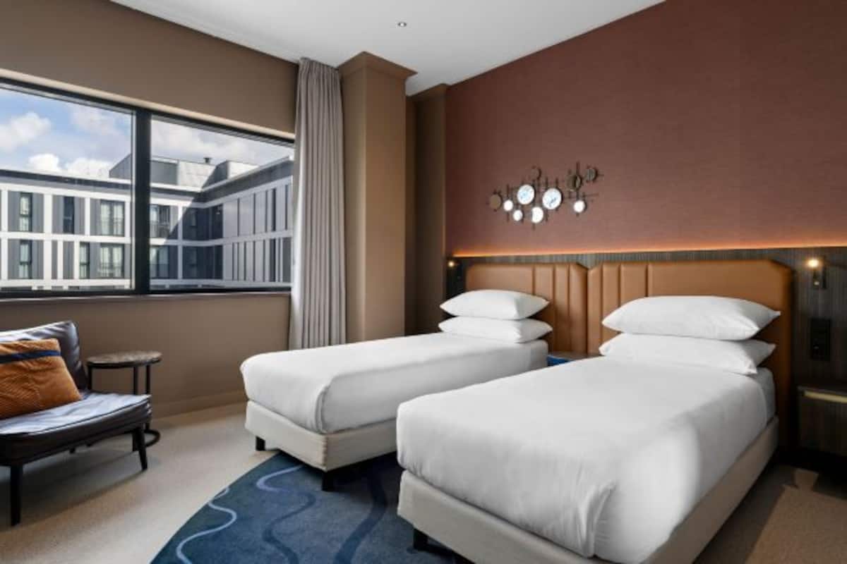 In-room safe, desk, laptop workspace, soundproofing