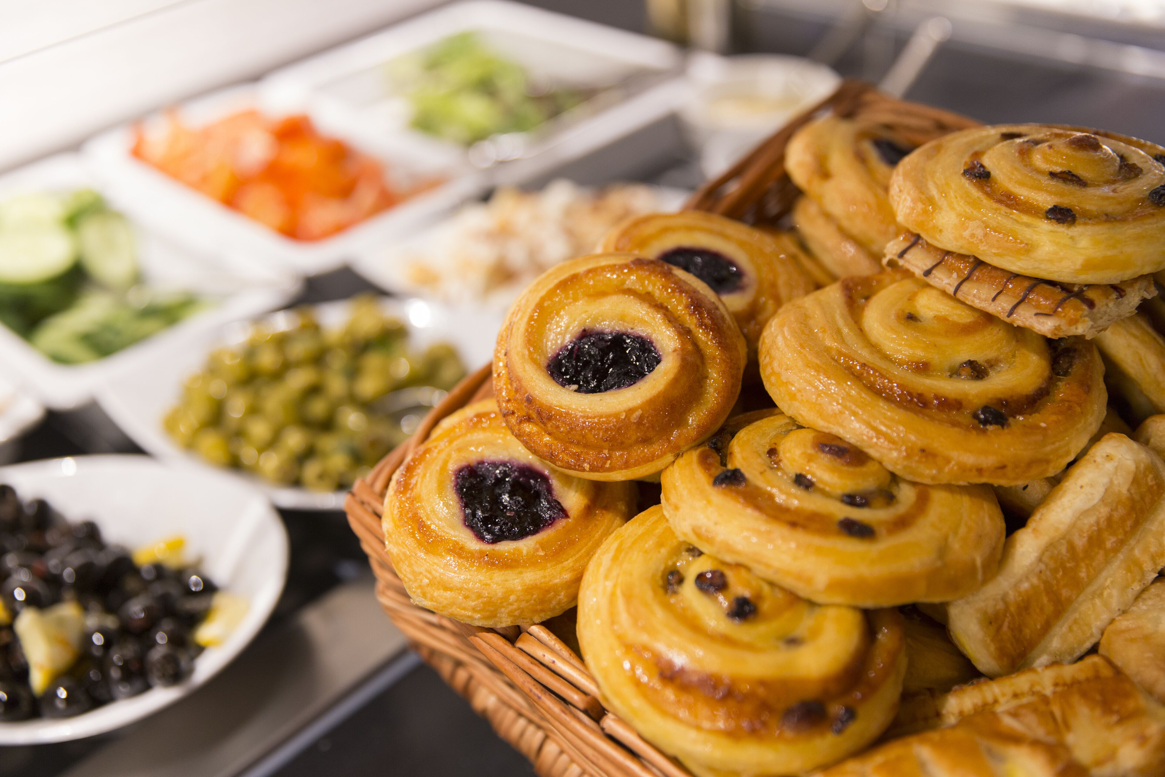 daily buffet breakfast (eur 20 per person)