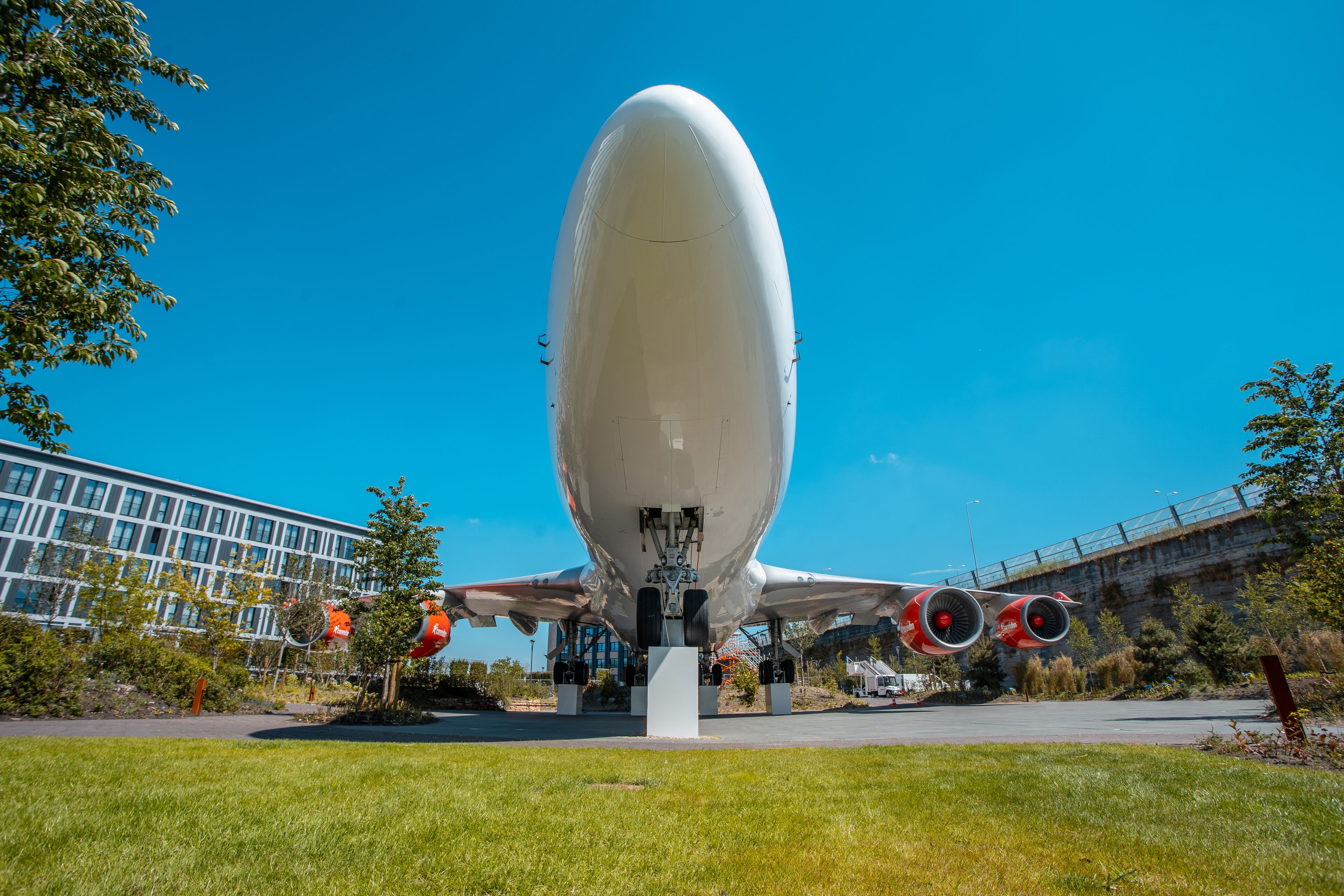 helicopter/plane tours