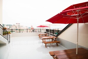 Área de parrillas y picnic