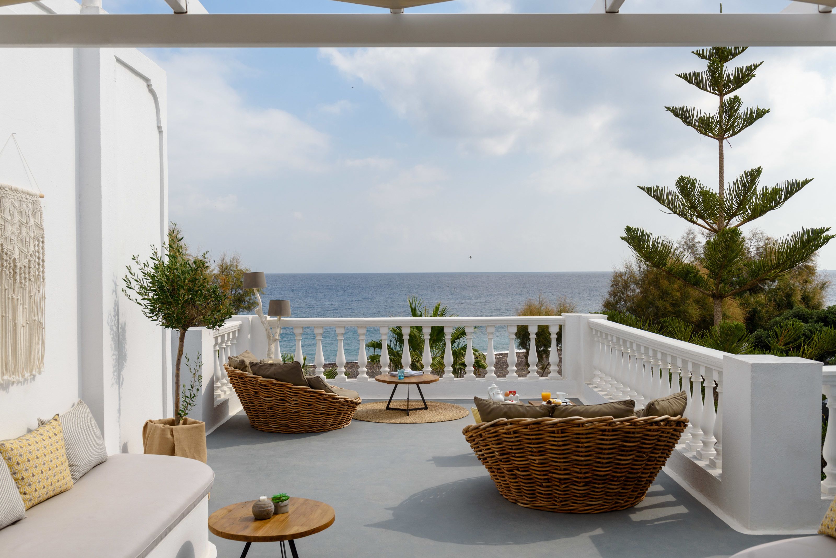 superior double room (upper floor) | exterior