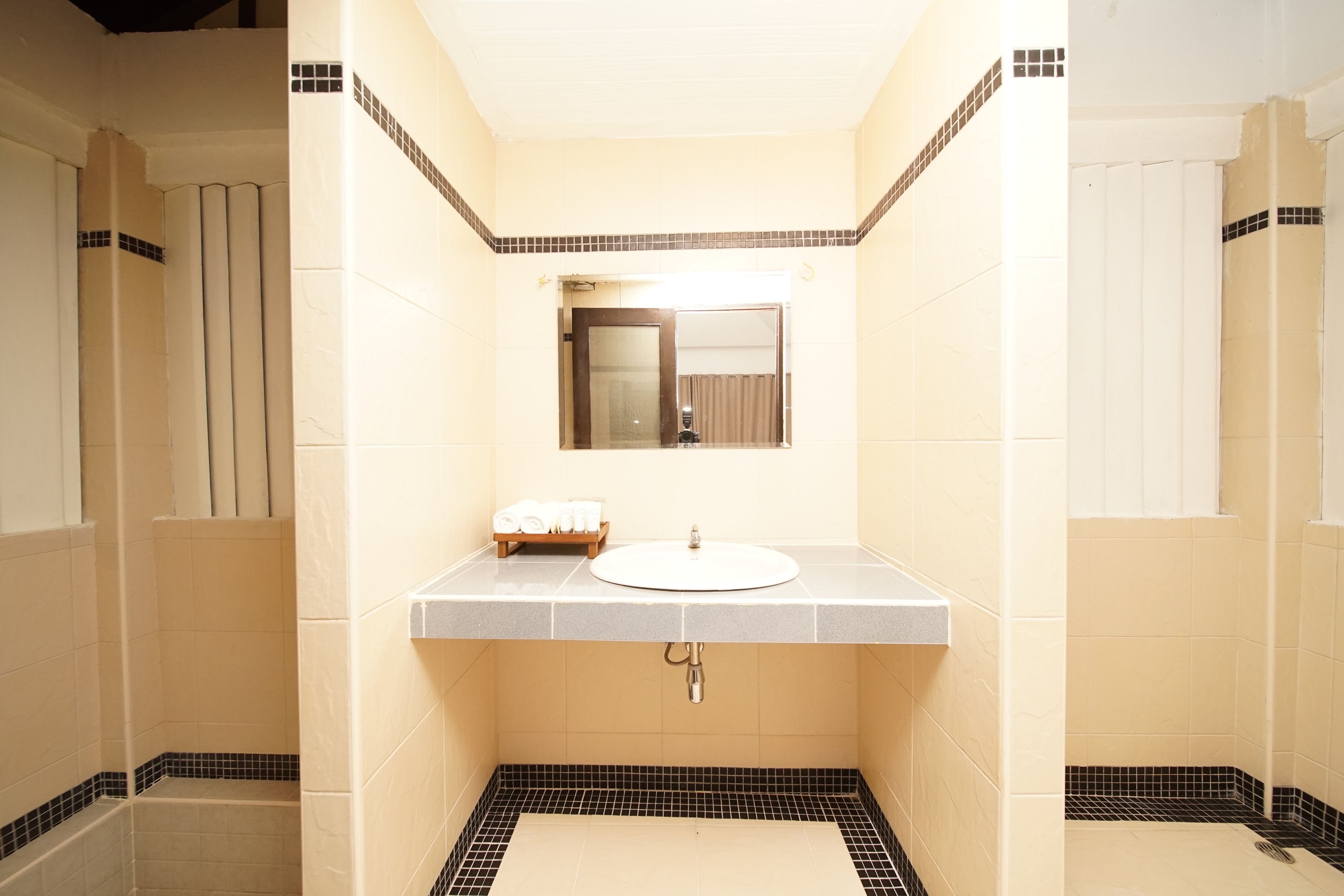 shower, free toiletries, slippers, bidet