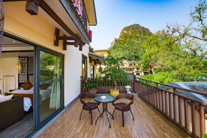 Panoramic Double Room, 1 Bedroom, Bathtub, Mountain View | Balcony