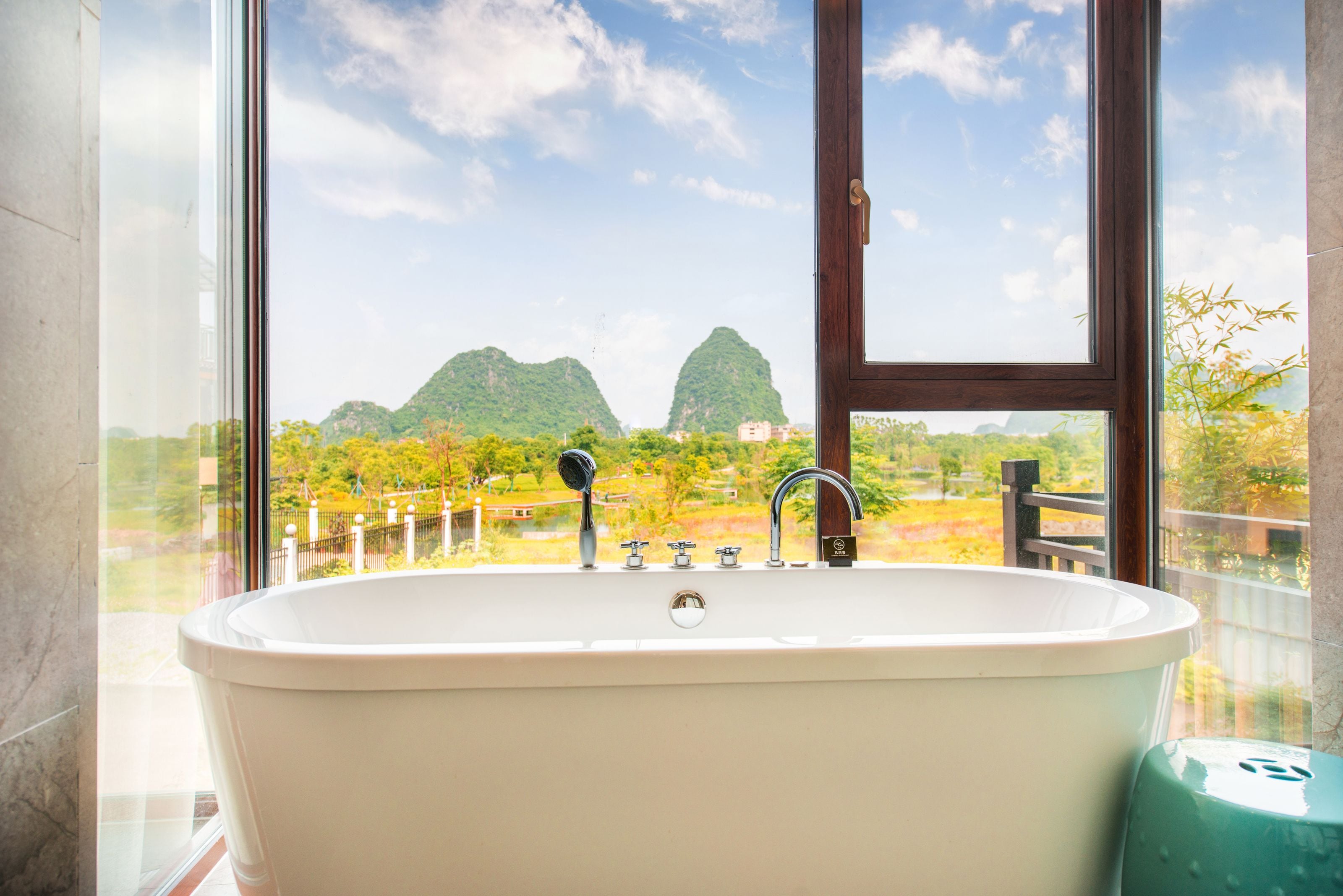 egyptian cotton sheets, premium bedding, pillow-top beds, desk