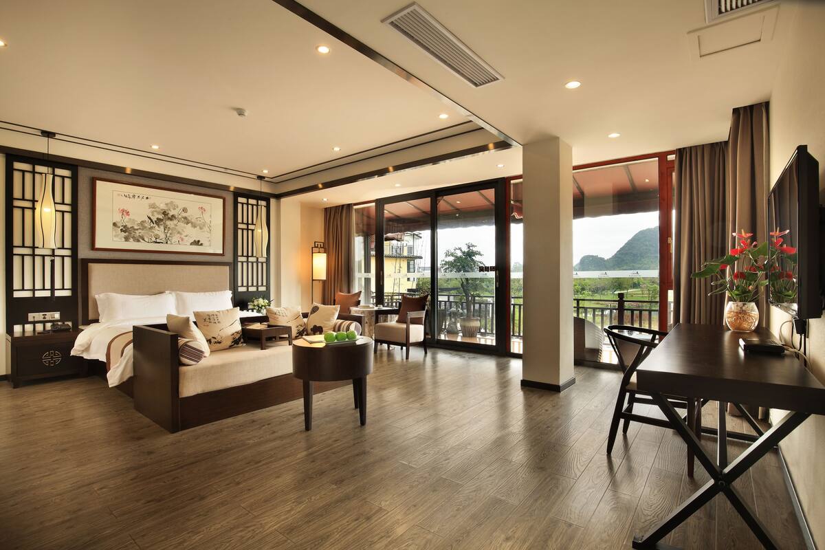 Quarto casal panorâmico, 1 quarto, banheira, vista para a montanha | Roupas de cama de algodão egípcio, roupas de cama premium
